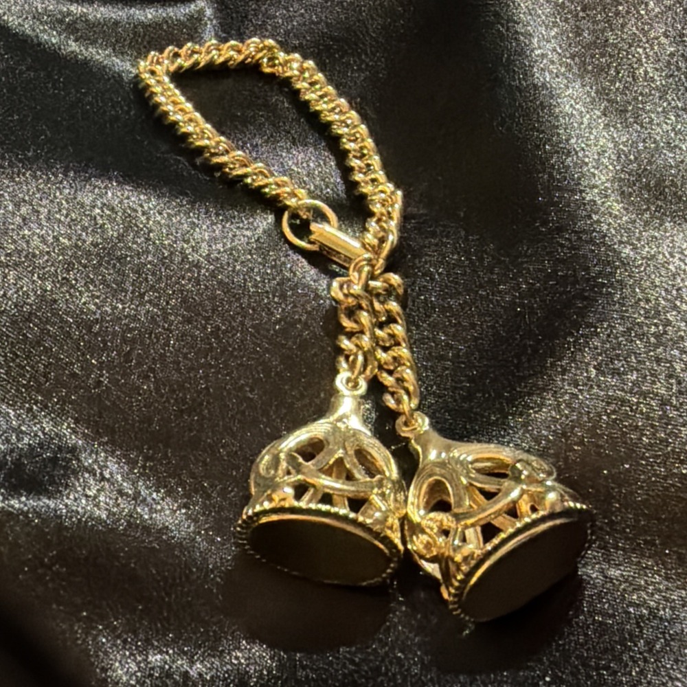 Vintage 1950s Georgian Style Double Charm Wax Seal Fob Gold Tone Chain Bracelet - Picture 4 of 9